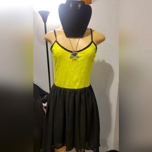 UNIQUE 21 BRAND Dress size M Lime green lace and black sheer bottom